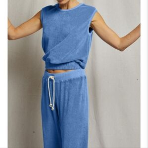 Set / Perfect White Tee Loop Terry Gogo Jogger And Ellie Tank Carolina Blue